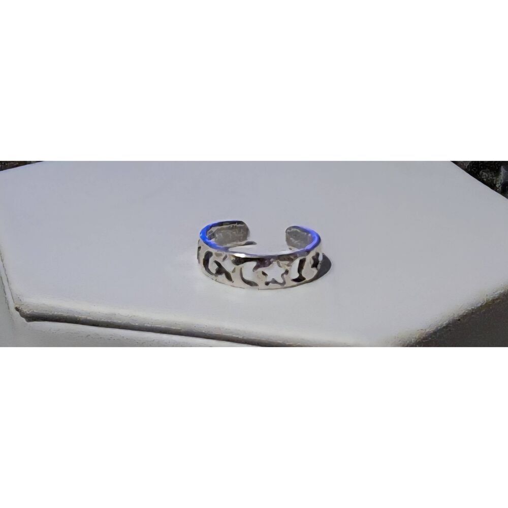 NEW~Super Cute 925 Sterling Silver Moon & Star Cut Out Toe Ring